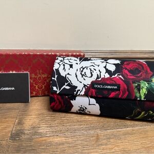 Dolce & Gabbana Floral Clutch sunglasses case cover